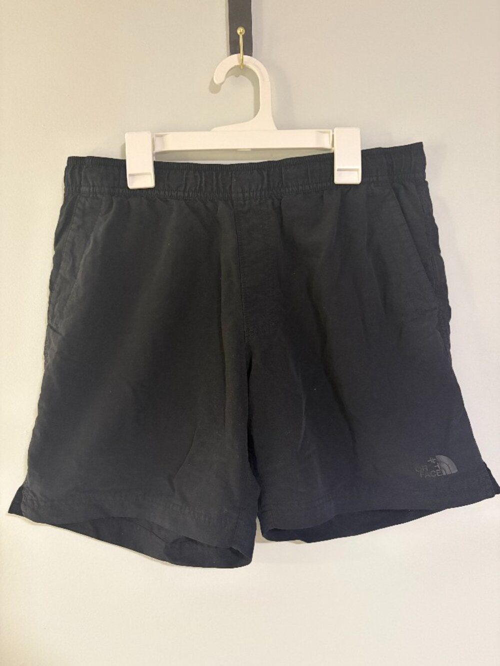 The North Face Men’s S/P Black Elastic Waist Hiking Shorts Regular